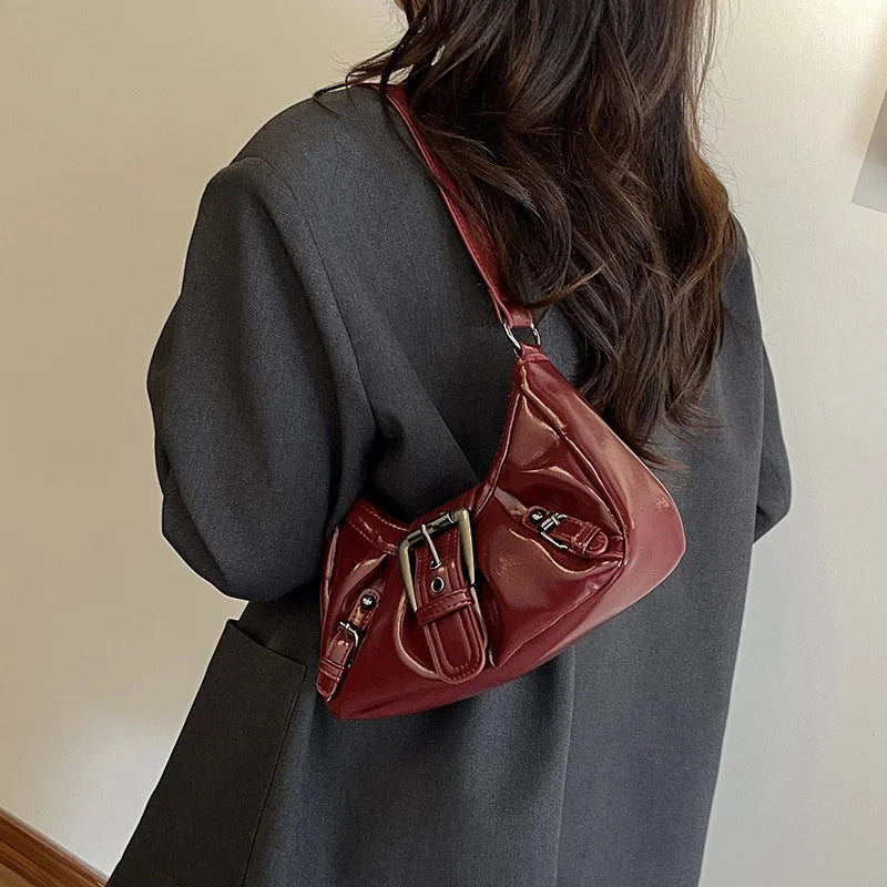 Sac Héritage – Sac à Main Plissé à Boucles Signature
