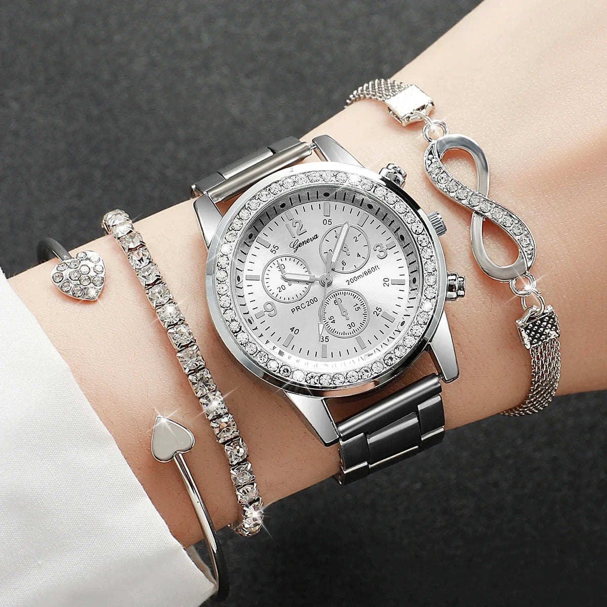 Montre Femme Éclat Majestueux Signature – Acier & Cristaux