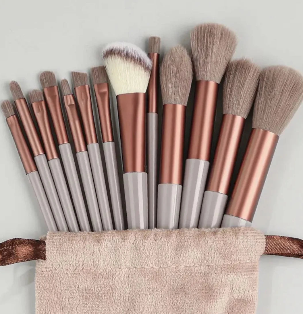 ✨ Coffret Luxe de Maquillage 33 Pièces – Kit Professionnel Complet avec Pinceaux, Éponges Blender & Accessoires Premium