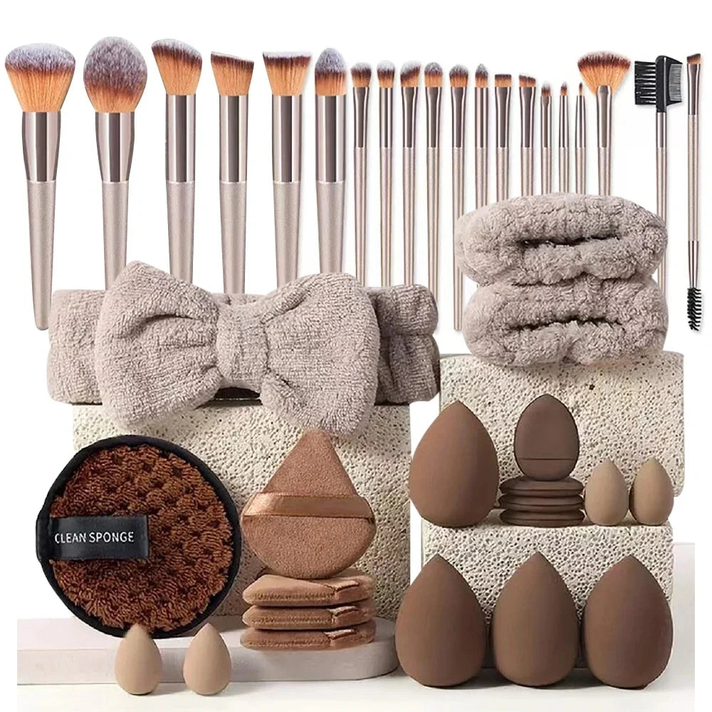 ✨ Coffret Luxe de Maquillage 33 Pièces – Kit Professionnel Complet avec Pinceaux, Éponges Blender & Accessoires Premium