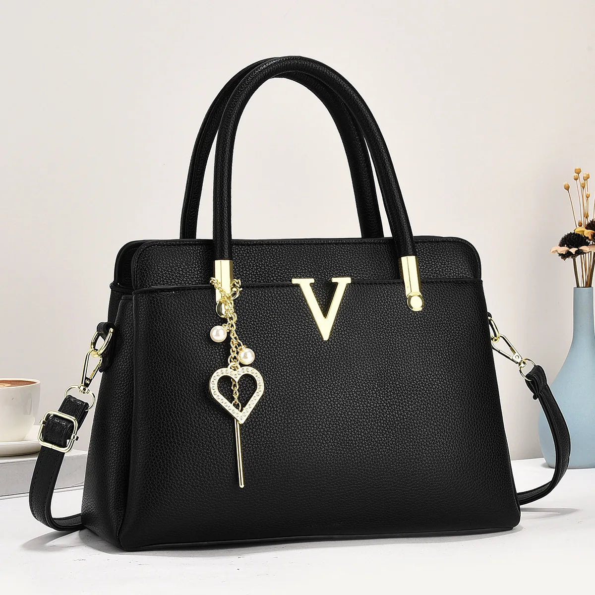 Sac à Main Femme Héritage – L’Art du Raffinement