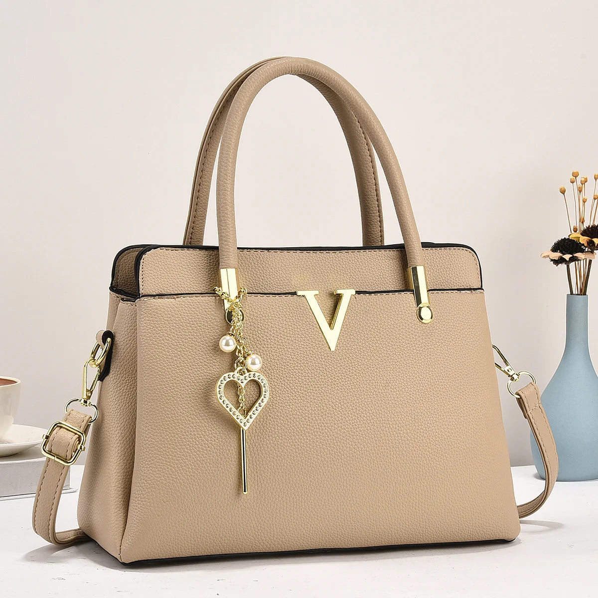 Sac à Main Femme Héritage – L’Art du Raffinement