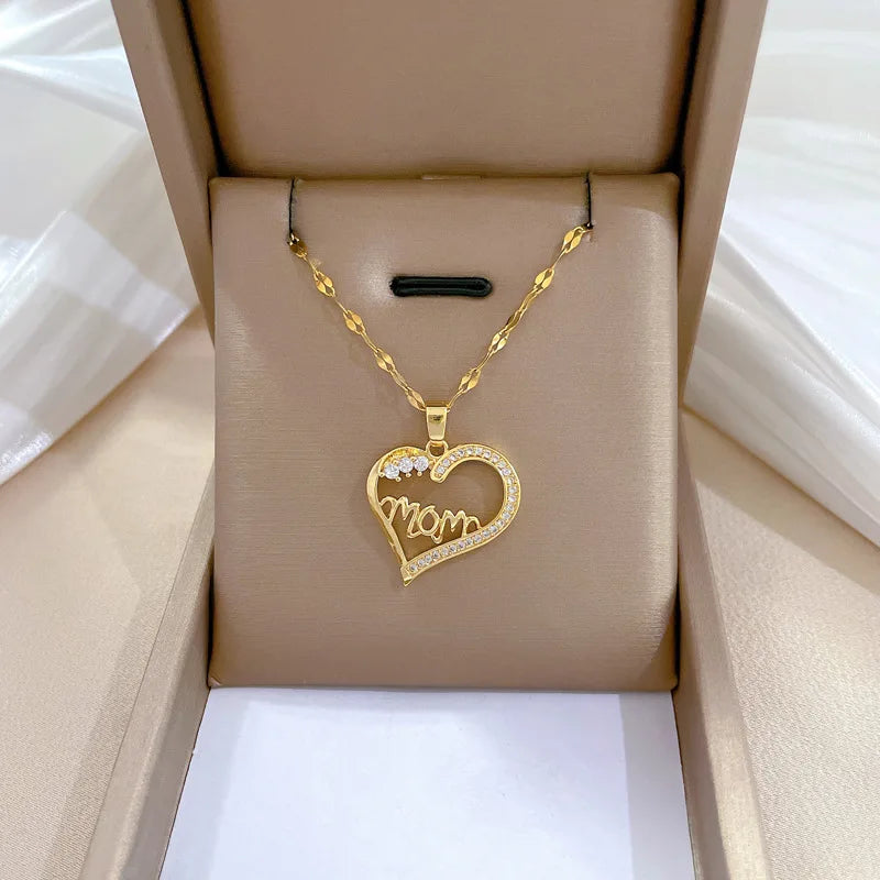 Collier Signature Cœur – Éclat Doré