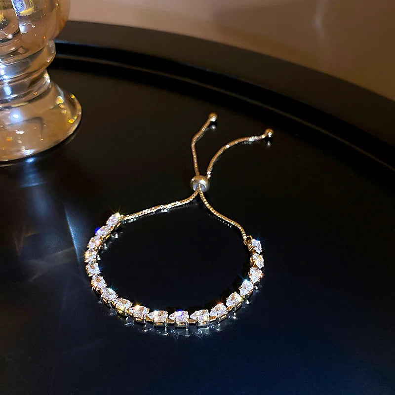 Bracelet Signature Ondulé en Cristal