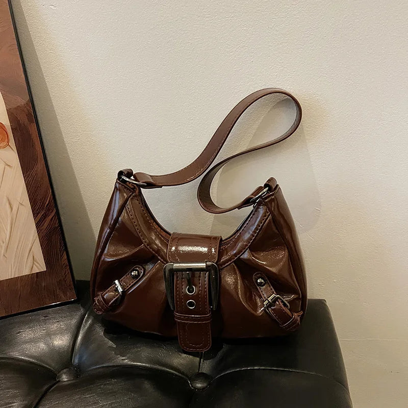 Sac Héritage – Sac à Main Plissé à Boucles Signature