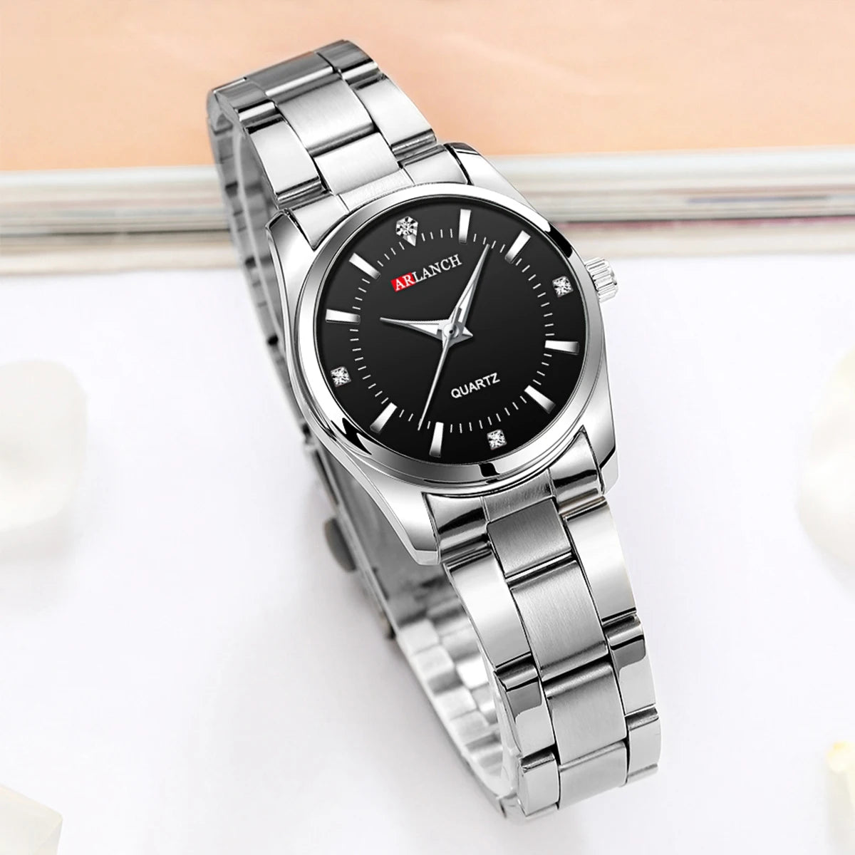 Montre Femme Héritage – Élégance Contemporaine en Acier Inoxydable