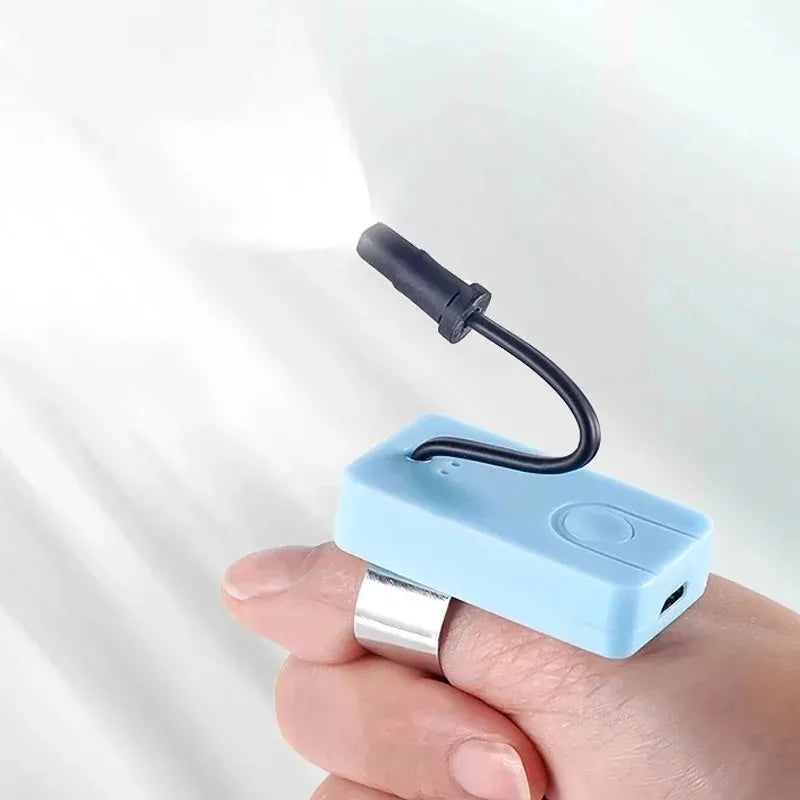 ✨ EarLight Pro™ – Cure-Oreille LED Rechargeable Haute Précision