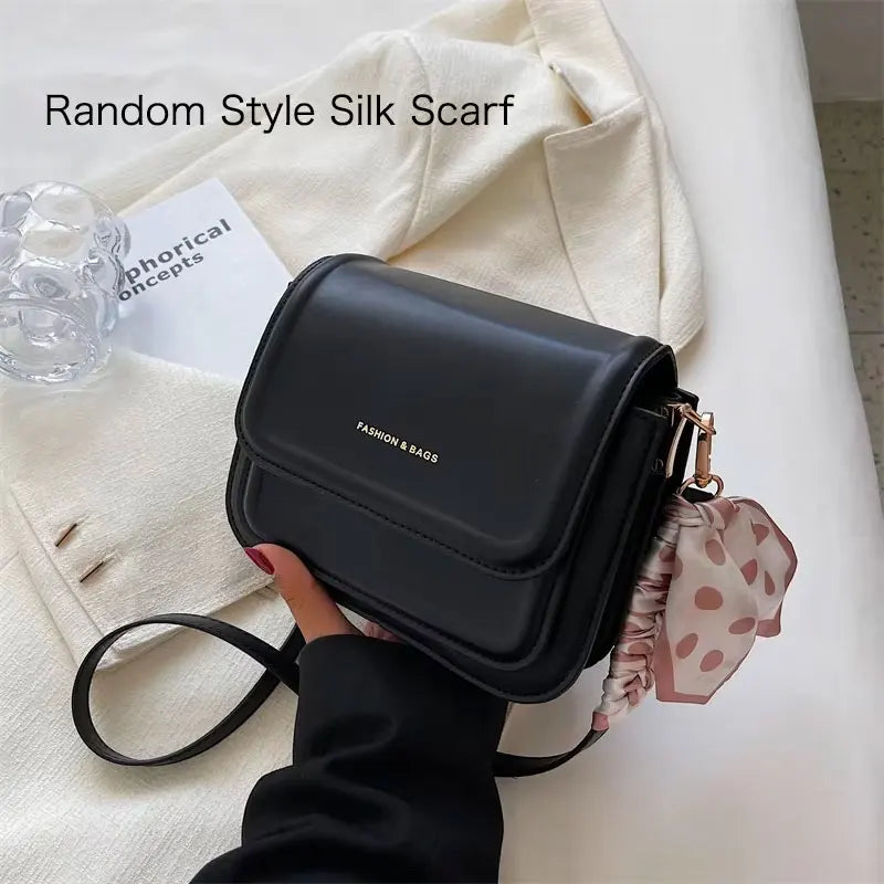 Sac Maison Élégance – Sac à Main Structuré avec Foulard Signature
