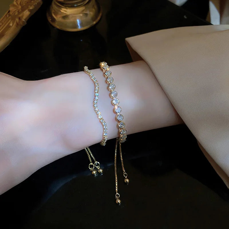 Bracelet Signature Ondulé en Cristal