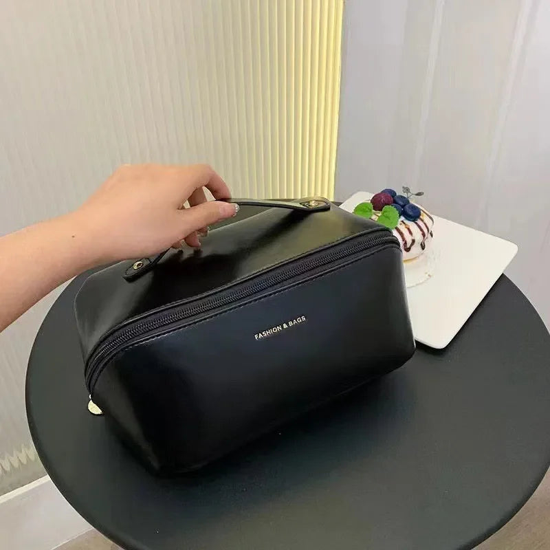Signature Case™ | Trousse Cosmétique Premium