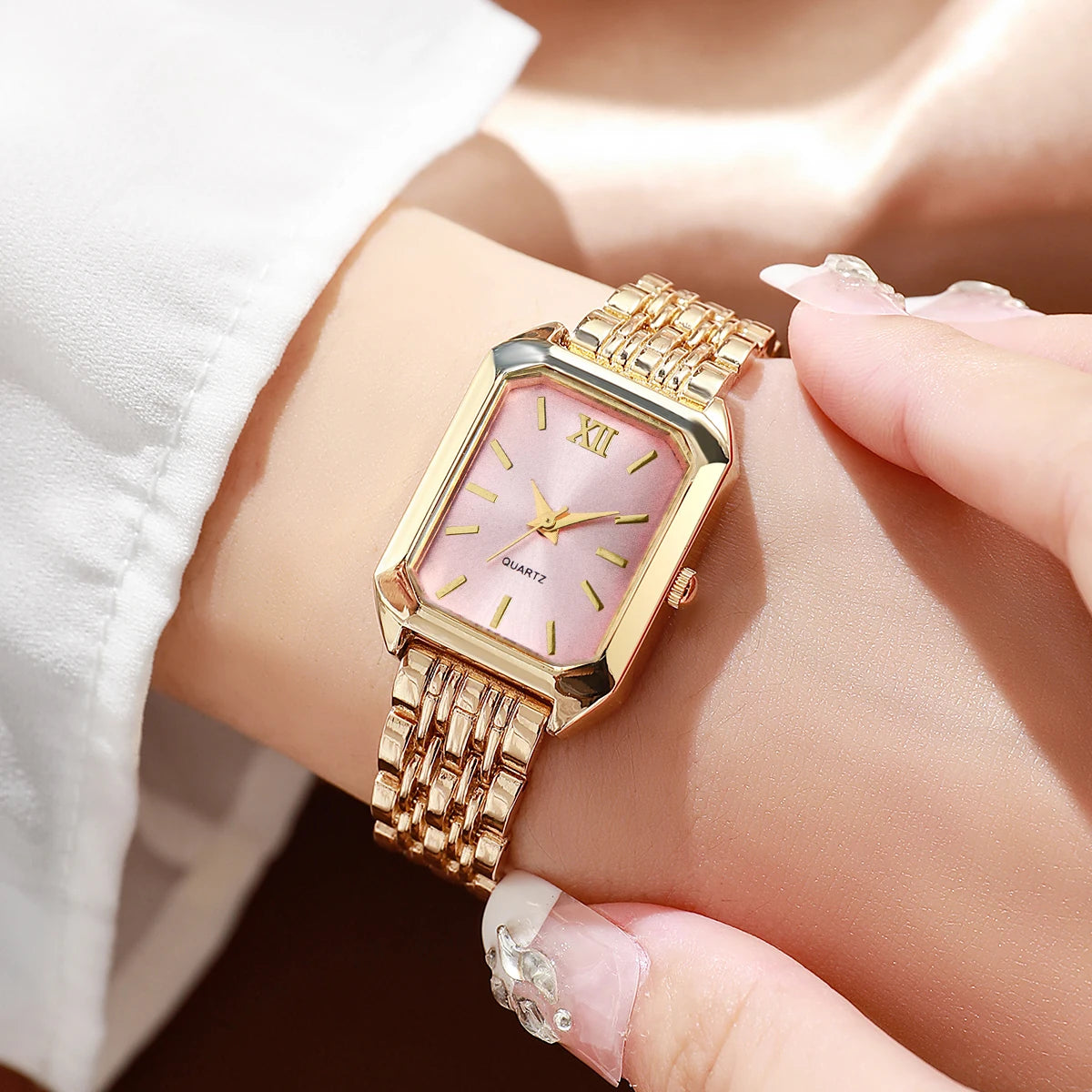 Montre Femme Héritage Impérial – Signature d’Élégance & Éclat Précieux