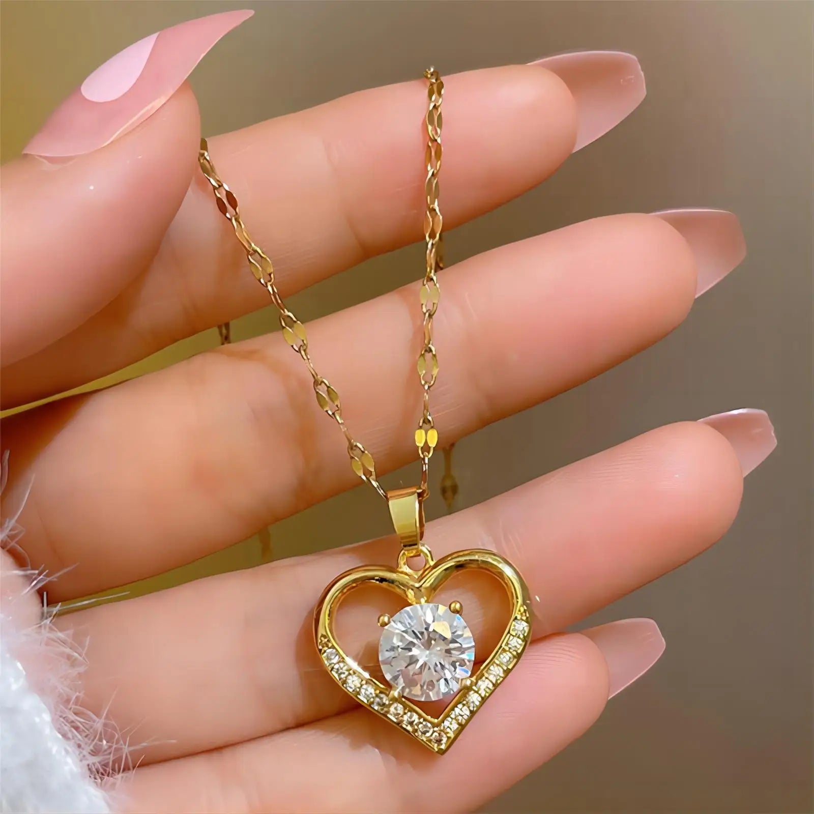 Collier Signature Cœur – Éclat Doré