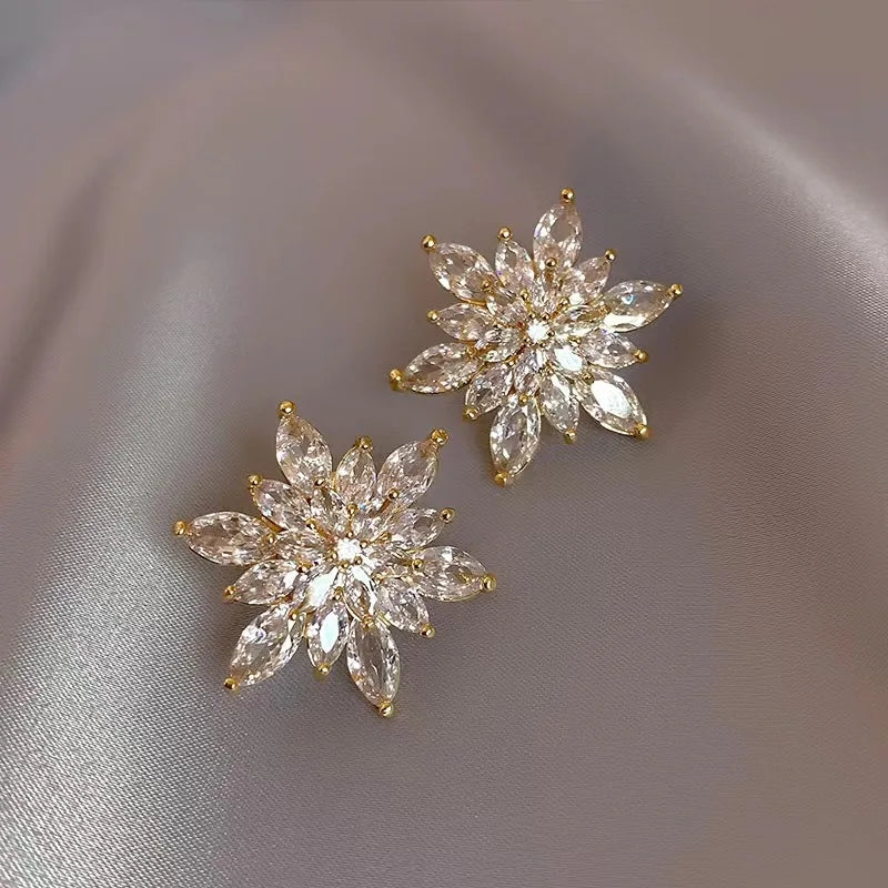 Éclat Royal™ – Boucles d’Oreilles Papillon en Cristaux d’Exception