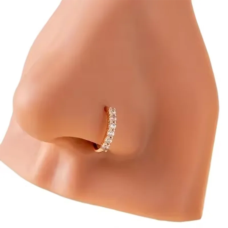 Éclat Impérial™ – Anneau de Nez Serti de Zircons