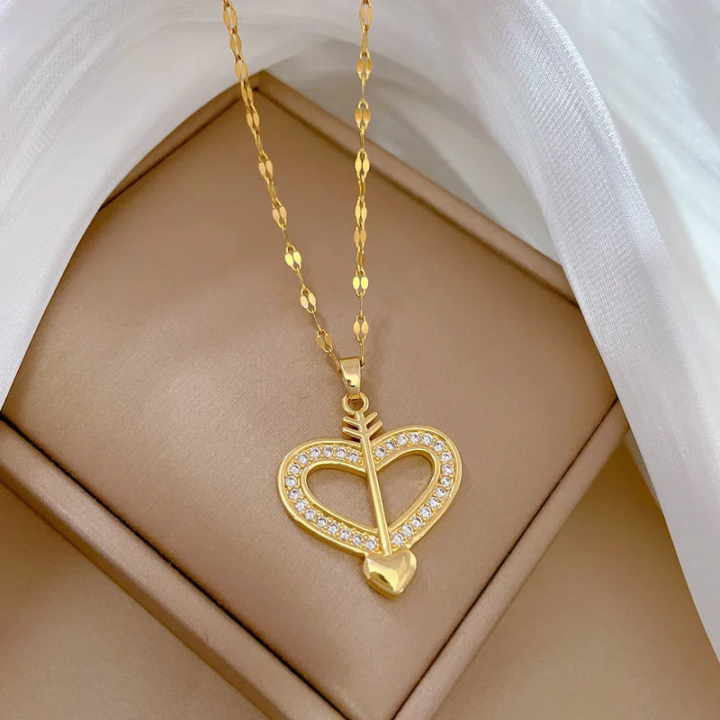 Collier Signature Cœur – Éclat Doré