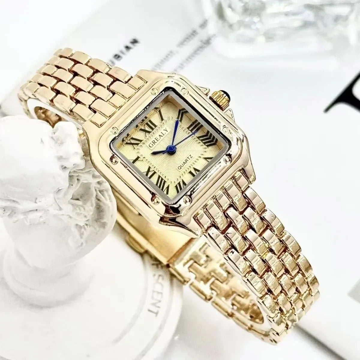 Montre Femme Éclat Impérial – Acier & Cristaux Raffinés
